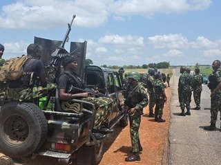 Troops foil kidnap attempt, rescue victim in Kaduna