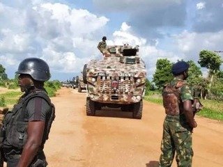 Troops raid IPOB enclave in Enugu, destroy camp, recover&hellip;